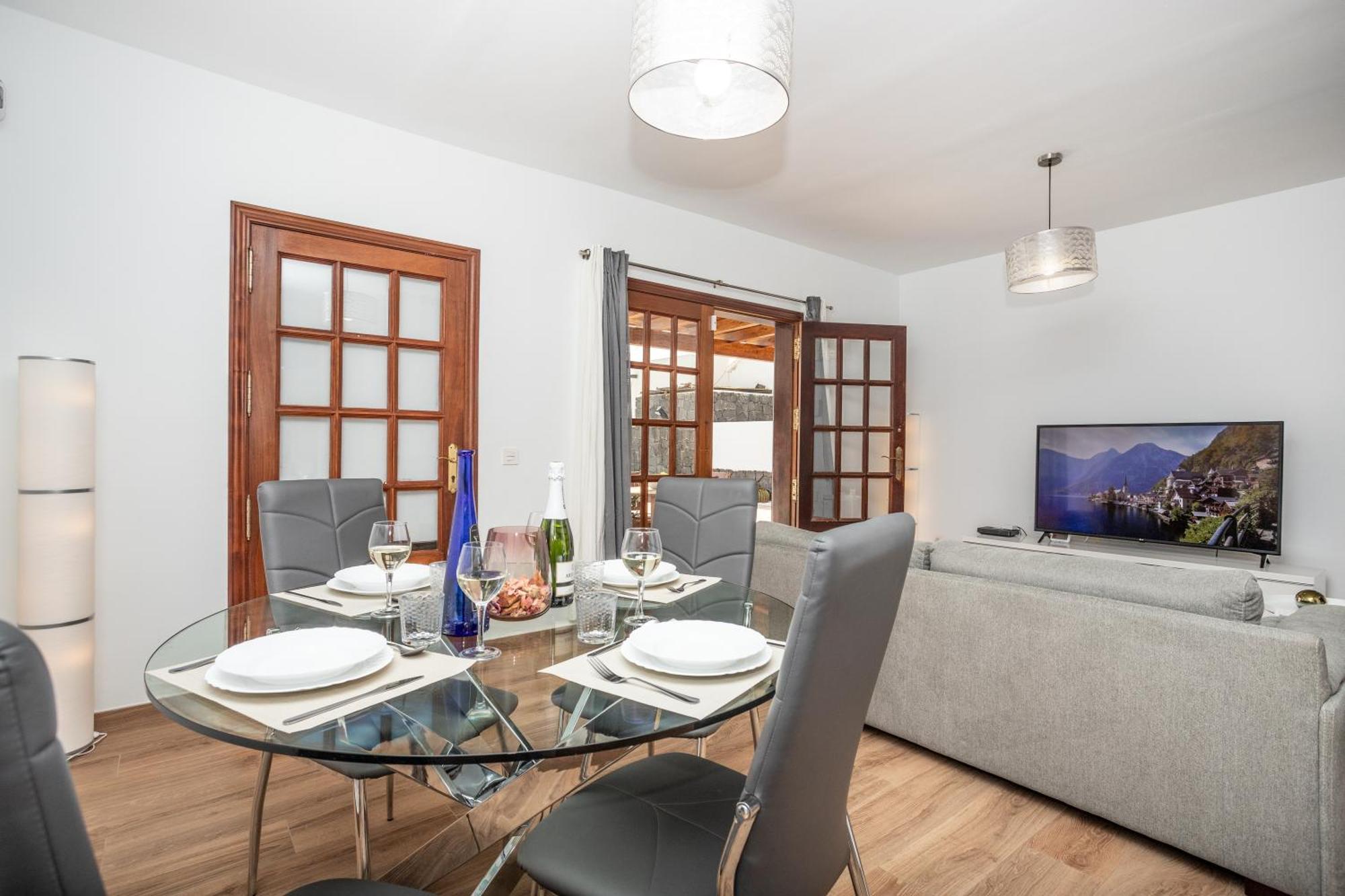 Villa Axular With Heated Private Pool 플라야블랑카 외부 사진